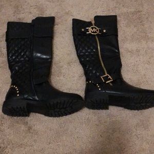 Women Black Michael Kors Boats